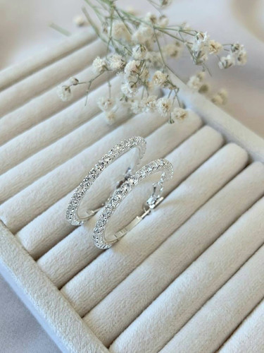 گوشواره تنیسی حلقهای